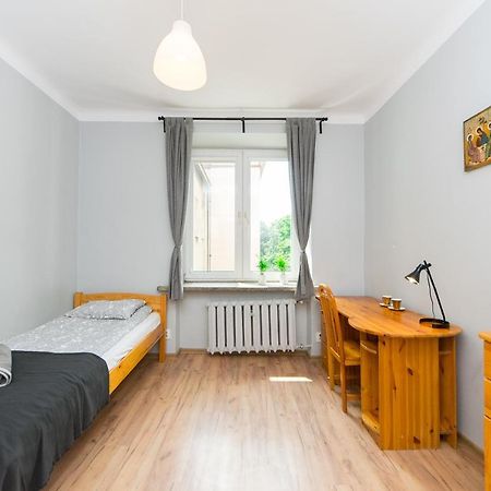 3-Bedroom Flat In City Center Krakau Buitenkant foto